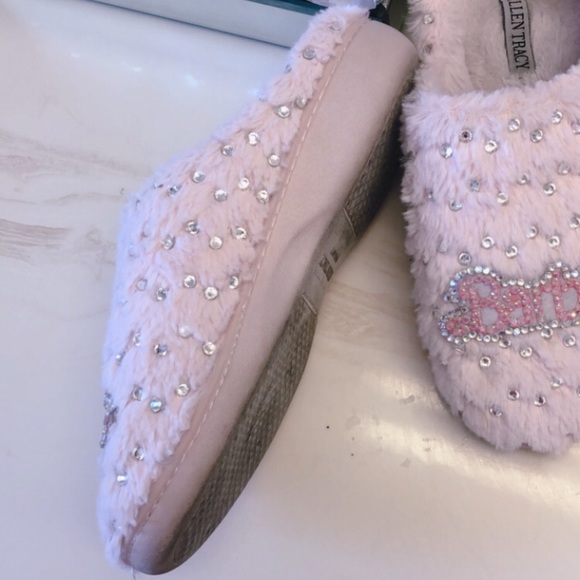 💗BARBIE DOLL LOGO CUSTOM BLING FUZZY PLUSH BEDROOM SLIPPER SLIDE SHOES small - Picture 5 of 7